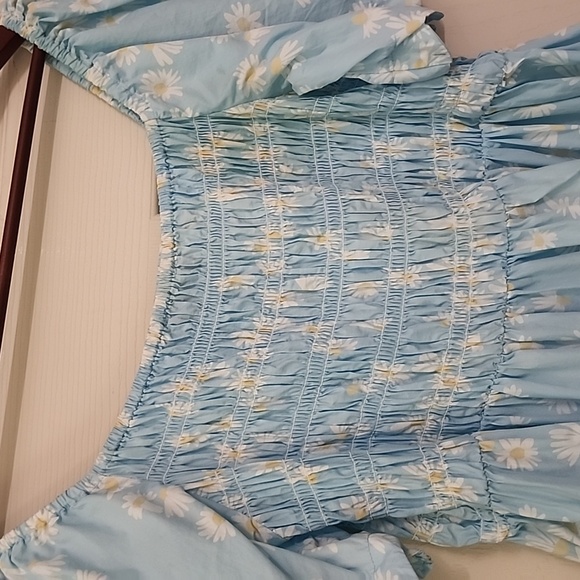 Simply Southern Size Medium Womens Light Blue With Daisies Dress - Picture 8 of 15